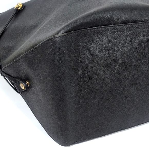 Henri Bendel Black Saffiano Leather Large Tote - Picture 6 of 14